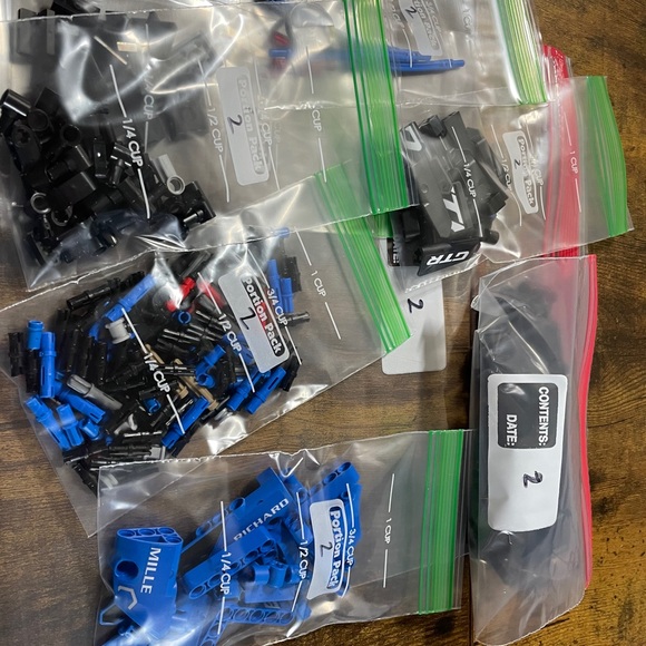 Lego McLaren Senna - used with box - Picture 11 of 16